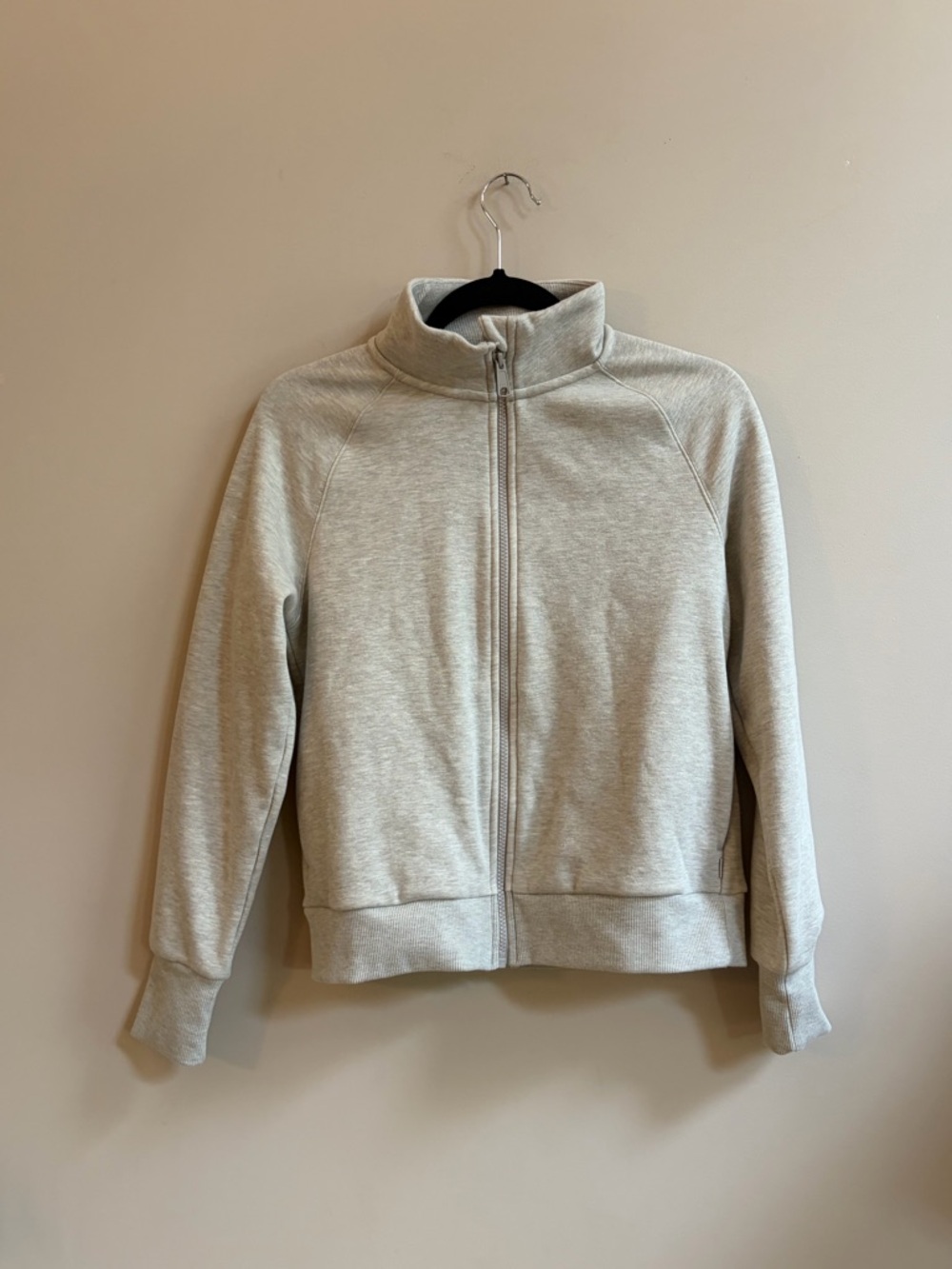 Mondetta Fleece Full Zip Fuzzy Inside Jacket Sweater Zippered Outerwear Pockets